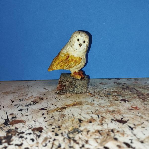Une chouette en bois