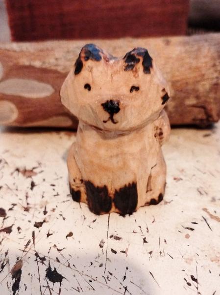 Un renard en bois