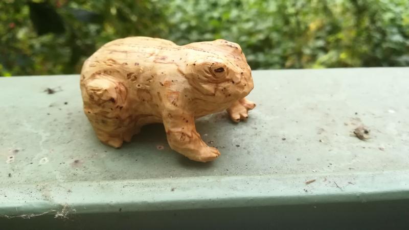 Sculpture de crapaud calamite 